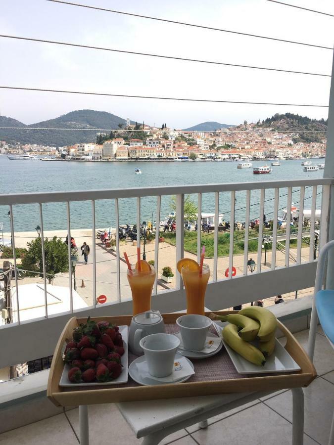 Hotel Papasotiriou กาลาทาส ภายนอก รูปภาพ